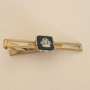 Wedgwood Gold Blue Tone Tie Bar Clip with Jasper Ship Cameo Vintage Retro Fair
